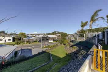 260B Courtenay Street, Strandon