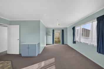 260B Courtenay Street, Strandon