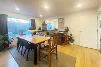 16a Riverview Street, Beckenham