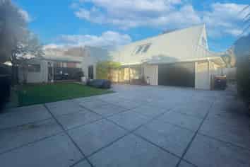 16a Riverview Street, Beckenham