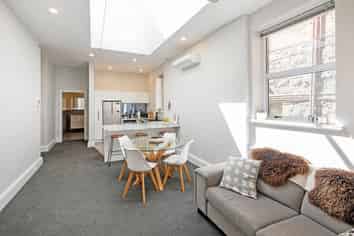 8/30 Dowling Street, Dunedin Central