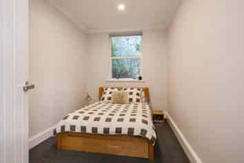 8/30 Dowling Street, Dunedin Central
