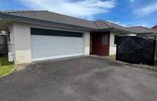 4/9 Dunn Place, Farm Cove