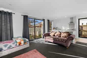 46C Nursery Road, Phillipstown