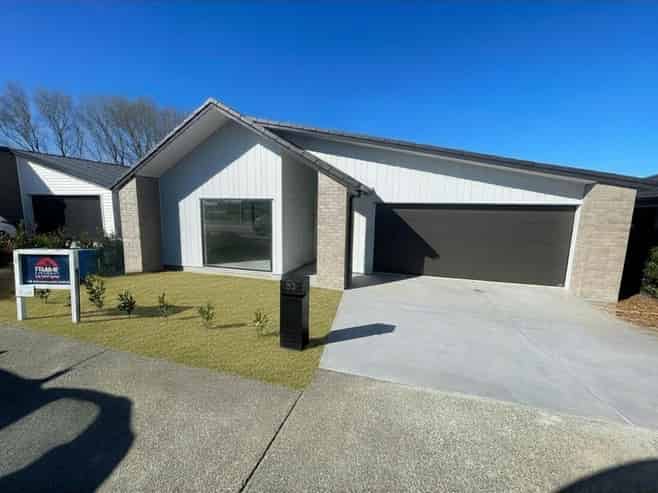 92 Metoriti Cres, Paerata