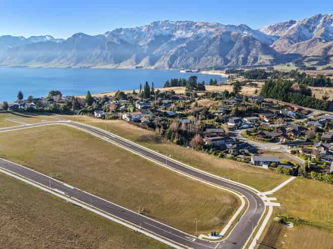 81/ Koreke Rise, Lake Hawea