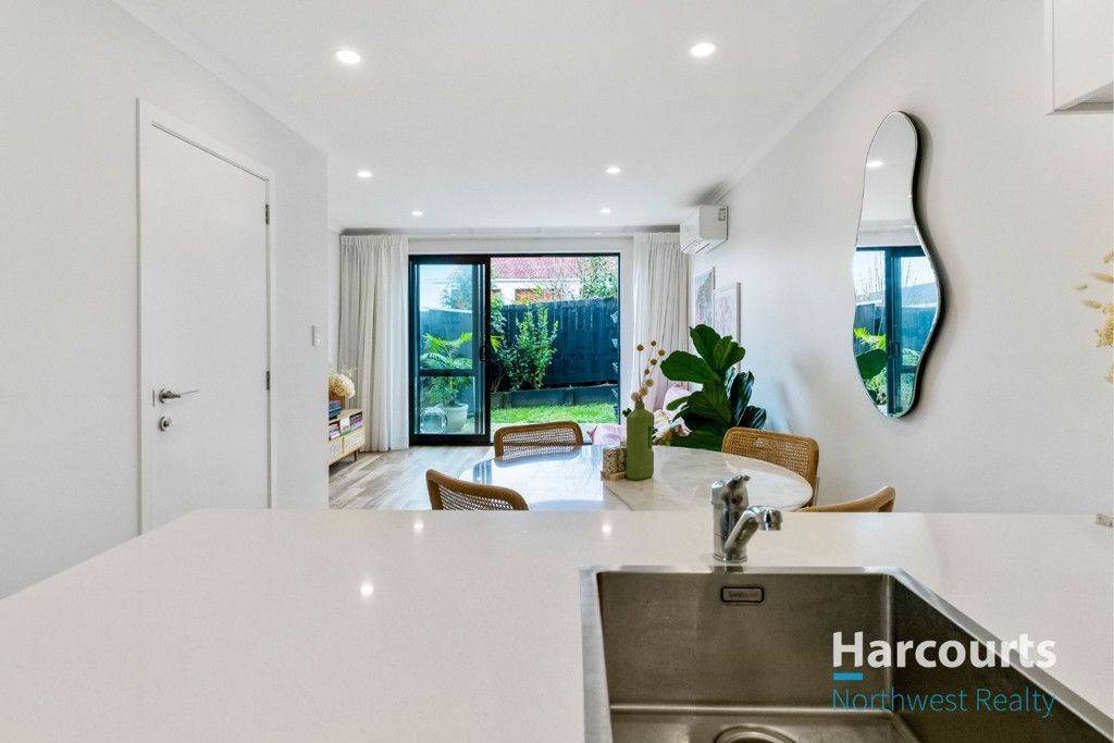 Modern 2-Bedroom Townhouse with Private Courtyard - Više