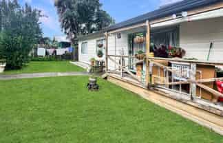 3214 Great North Road, New Lynn