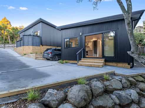 Units 1 an/10A Awanui Street, Merrilands