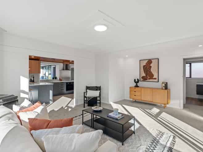 68 Russley Road, Russley