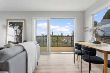 Manawatu / Whanganui - Address withheld