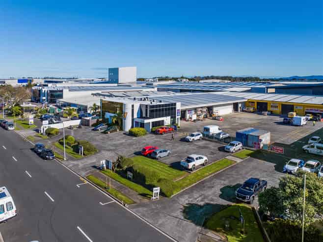 CBRE | Airport Industrial with Drive Around Access