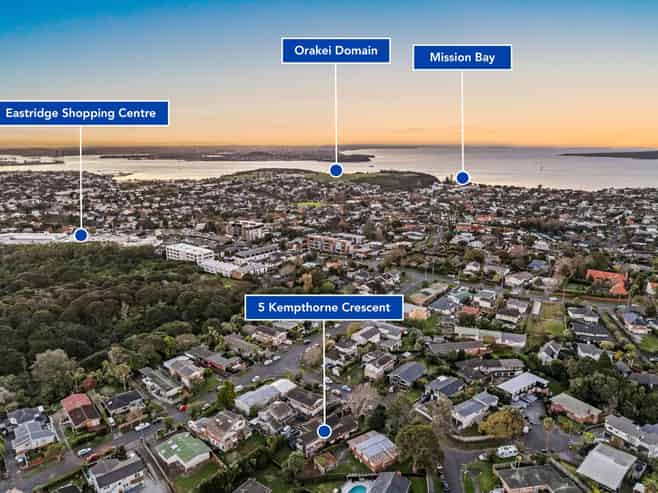 5 Kempthorne Crescent, Mission Bay