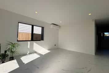 21C Borrowdace Avenue, Botany Downs