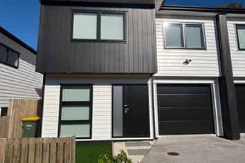 21C Borrowdace Avenue, Botany Downs