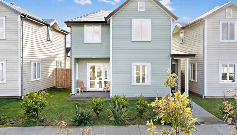 10  Bellbird Street, Papakura