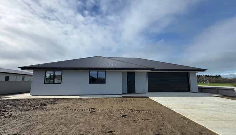34 Campbell Place, Marton