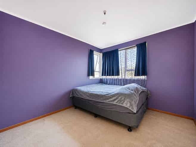 10 Sunlands Drive, Manurewa