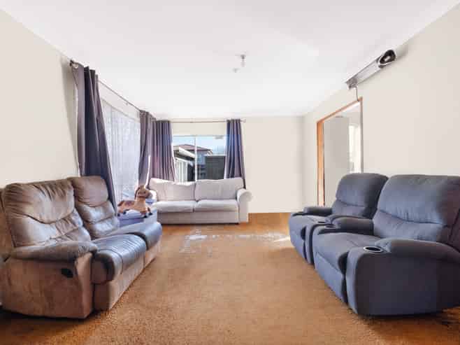 10 Sunlands Drive, Manurewa