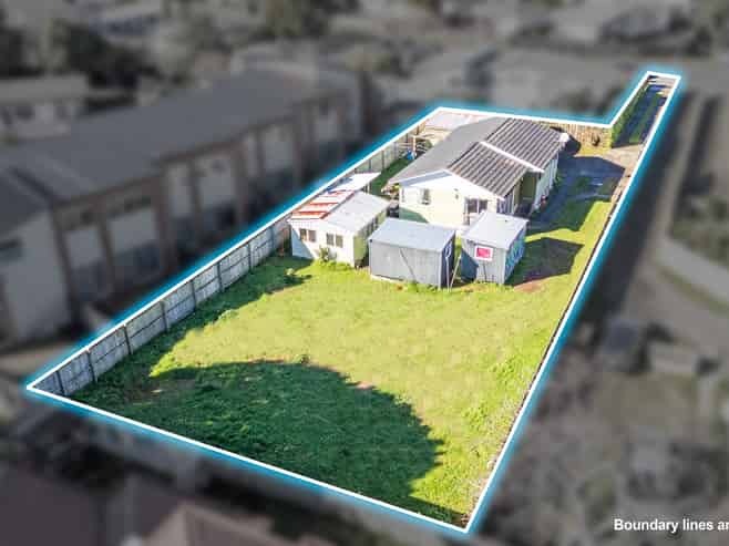 10 Sunlands Drive, Manurewa