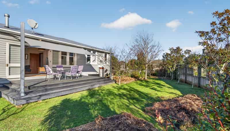 17 Naples Street, Martinborough