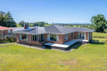 1302 Cambridge Road, Te Awamutu