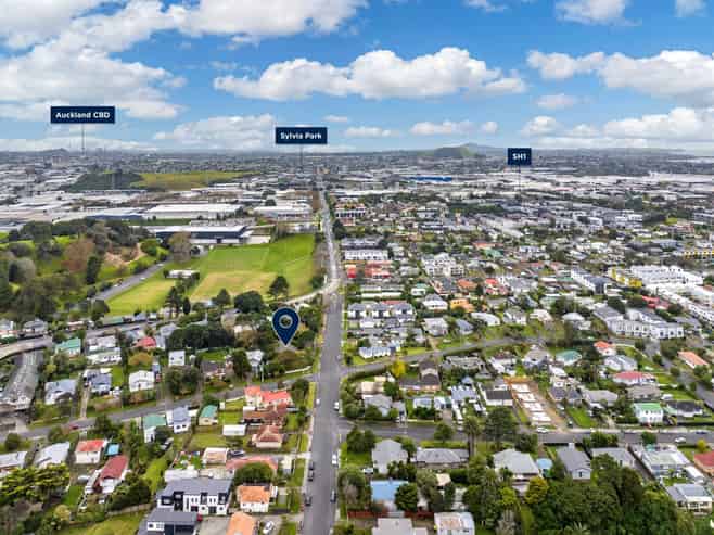 16 New Brighton Road, Mount Wellington