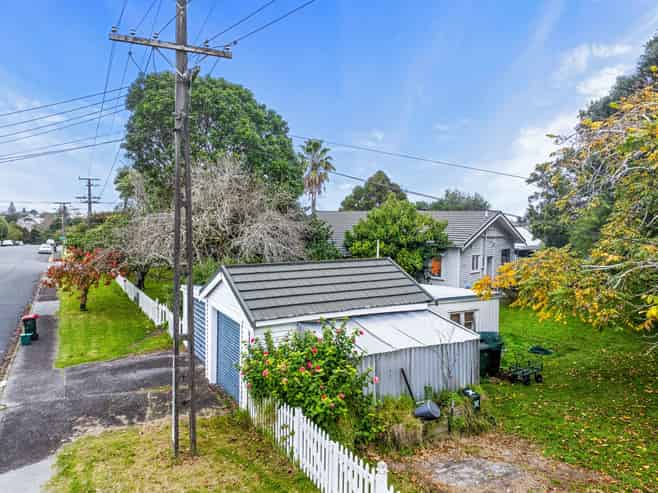 16 New Brighton Road, Mount Wellington