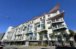 1Q/51 Webb Street, Mount Cook