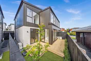 2/5 Galloway Crescent, Farm Cove