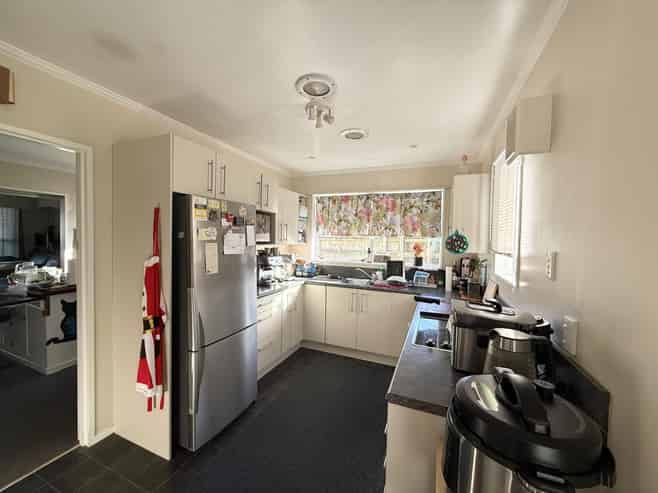 3 Pilmuir St, Belmont
