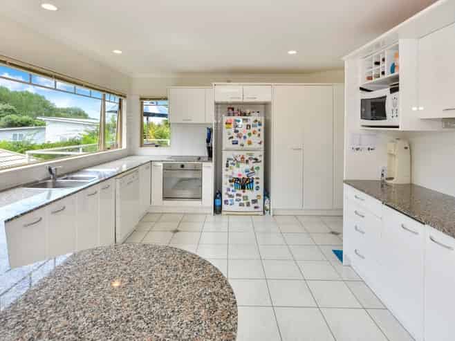4B Tui Street, Torbay