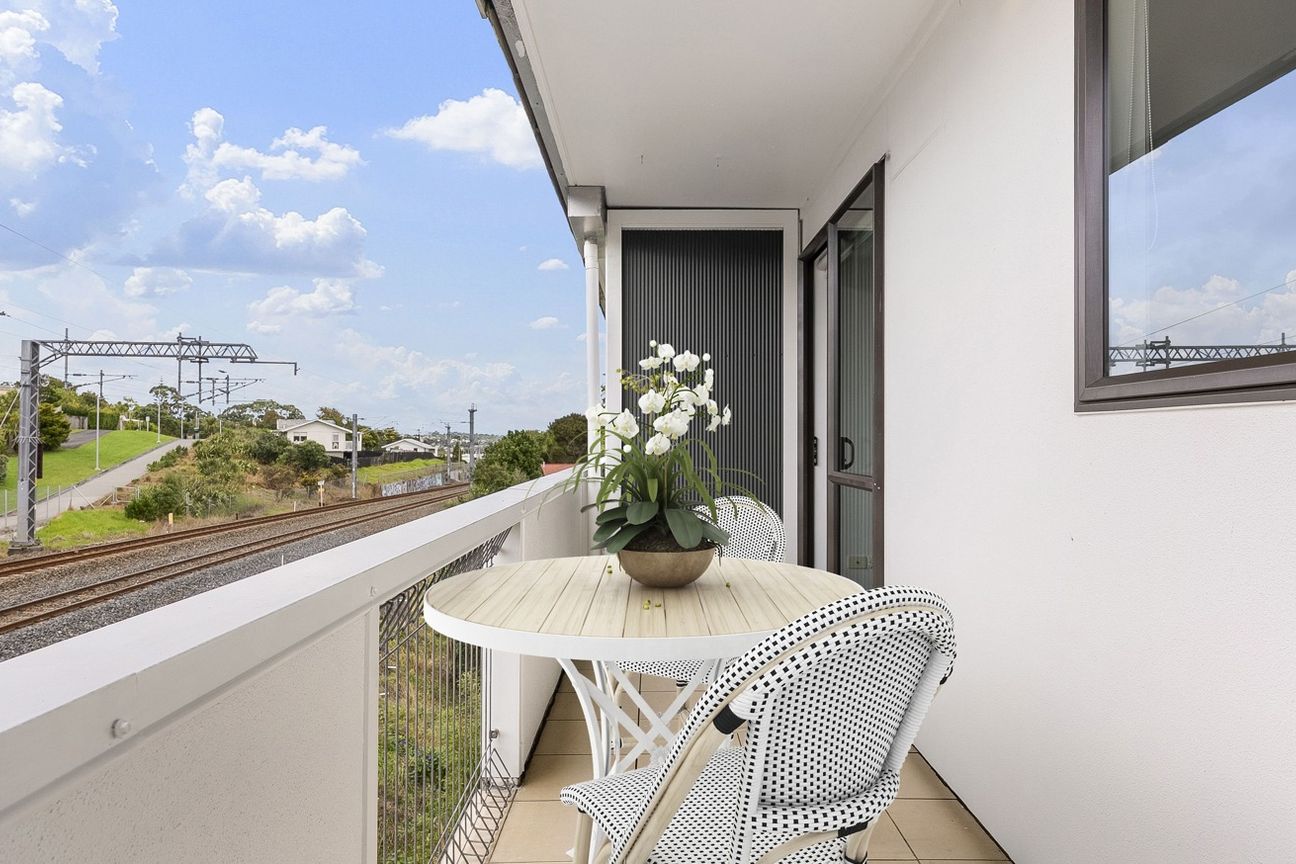 Refurbished 2 bedoom-Convenient Location in Avondale! - Bild 6