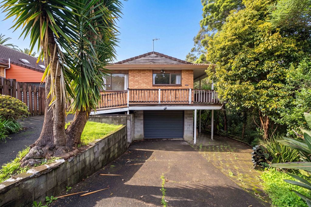 MORTGAGEE SALE Renovator's Dream. - Widok 2