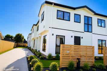 5/18 Airfield Drive, Takanini