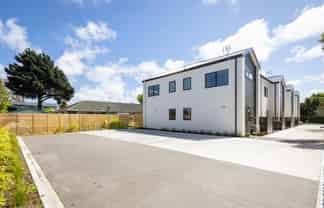 6 & 8/424 Gloucester Street, Linwood