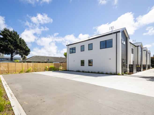 6 & 8/424 Gloucester Street, Linwood