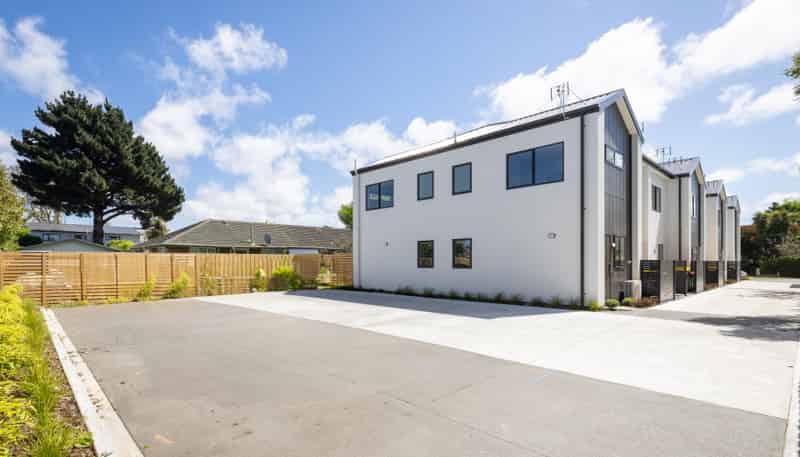 6 & 8/424 Gloucester Street, Linwood