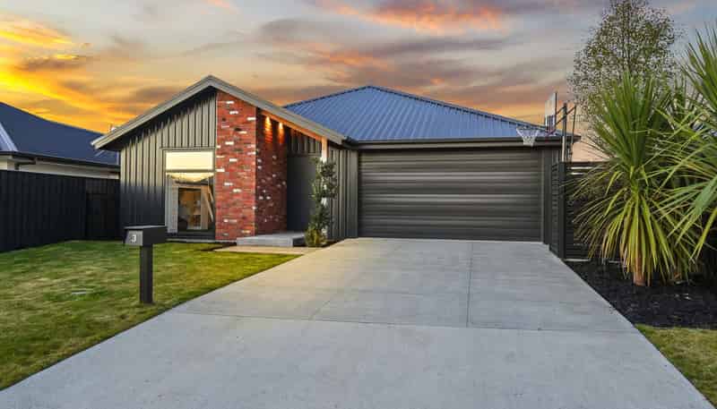 3 Kotua Street, RAVENSWOOD
