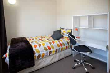 5/102 Harbour Terrace, North Dunedin