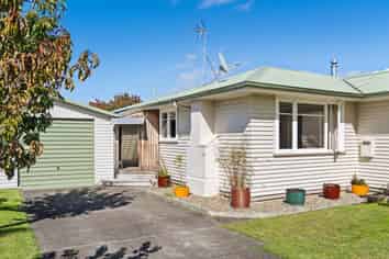 11 Byron Street , Gisborne