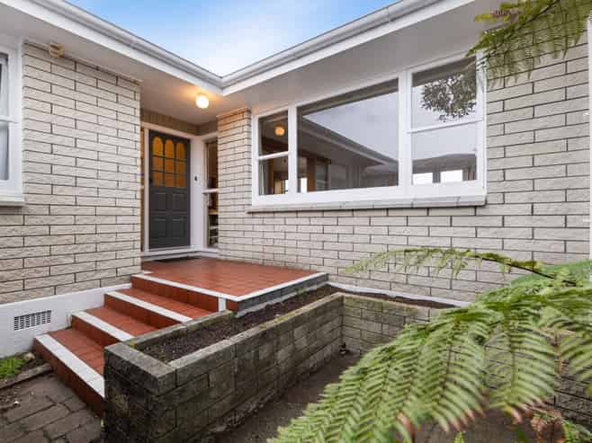 4 Edwards Place, Terrace End