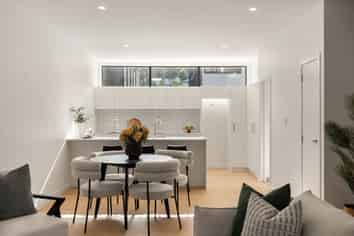 3/152 The Parade, Island Bay