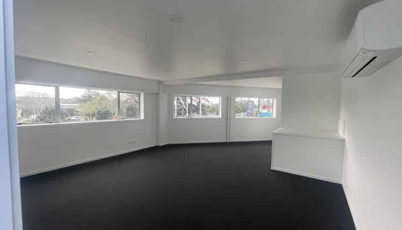 26 Henderson Valley Road, Henderson