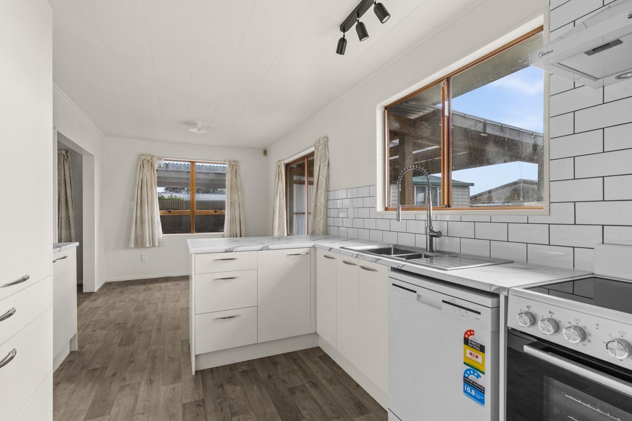 Luxury Within Reach - Widok 2