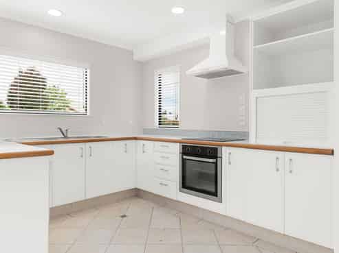 35 Keswick Crescent, Huntington