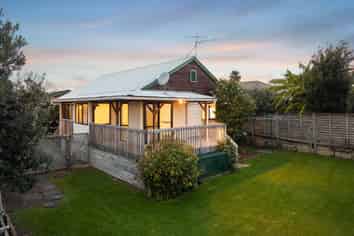 73 Red Beach Road, Red Beach