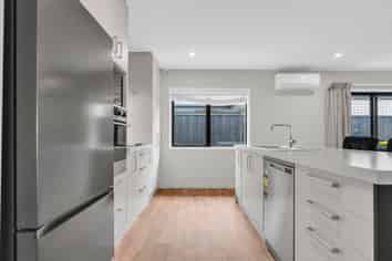 8 Hannington Way, Rolleston
