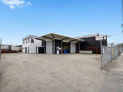 Premium industrial premises for owner occupiers