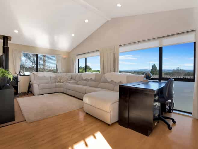 6 Taylor Street, Ohauiti